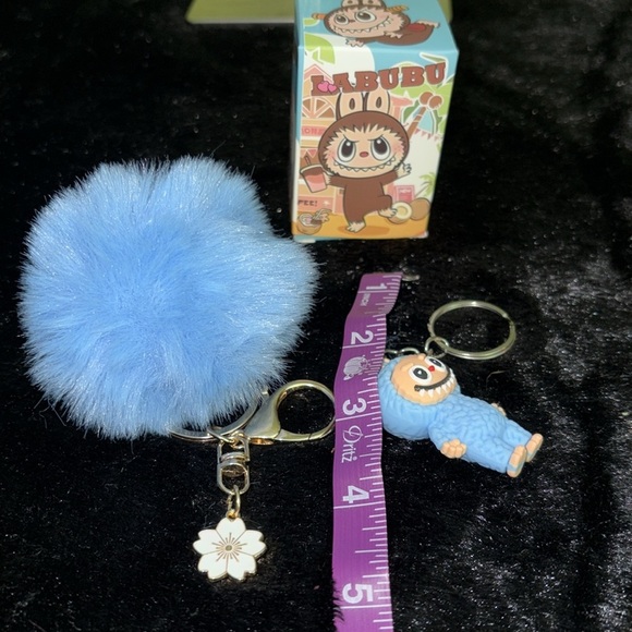 🧸 🆕 🧸 Labubu Blue Keychain Toy With Blue Pom Pom and Flower Charm#2 - Picture 11 of 13
